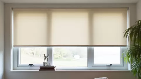 jakie rolety na okna z wywietrznikami